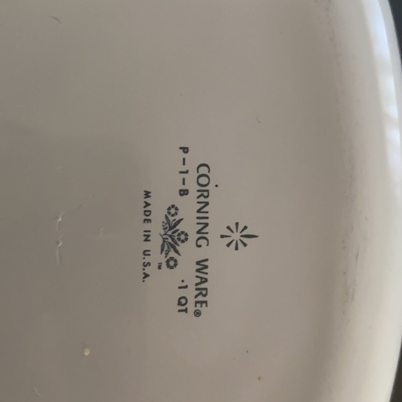 Corning Ware cook wear the best around I have I have 7 total!! - Picture 5 of 7